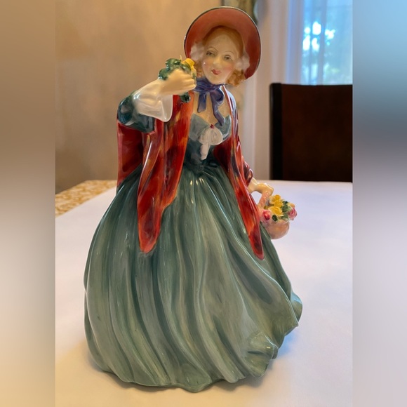 Royal Doulton Other - Royal Doulton Lady Charming Porcelain Figurine Vintage